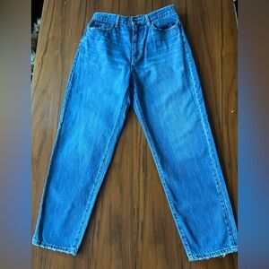 Uniqlo Women’s Tapered Blue Jeans